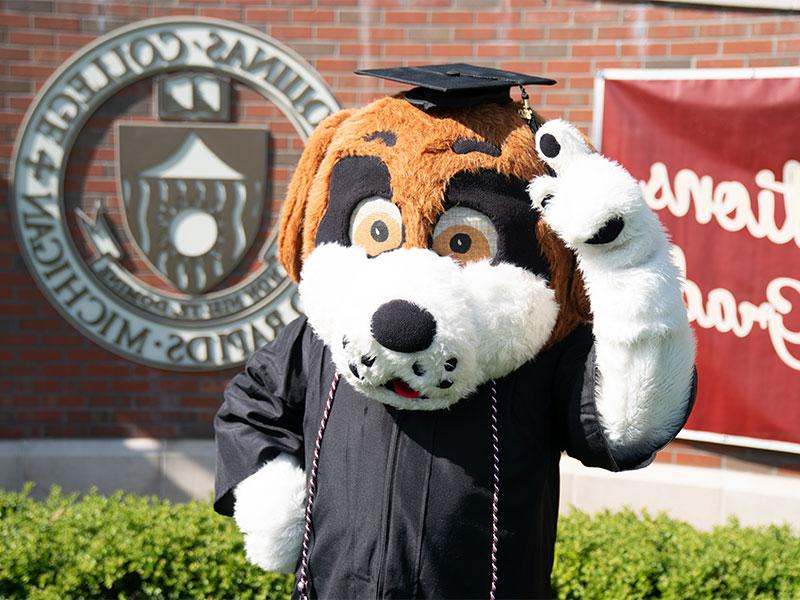 Nelson salutes the 2024 Aquinas College graduates